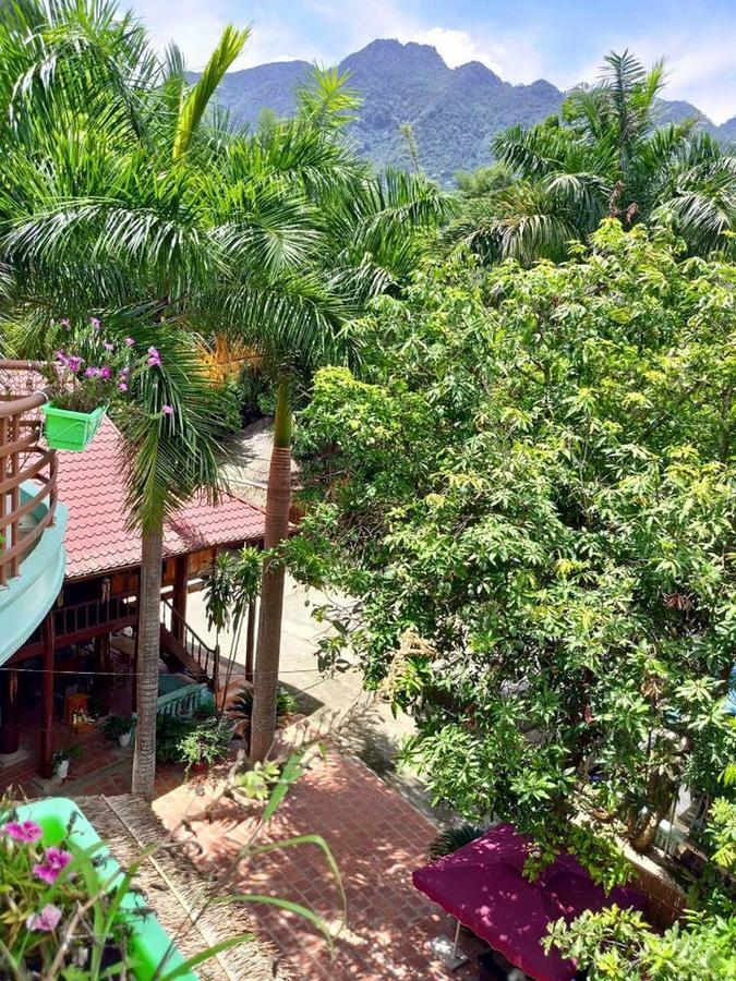 Хостел Mai Chau Mountains Екстер'єр фото